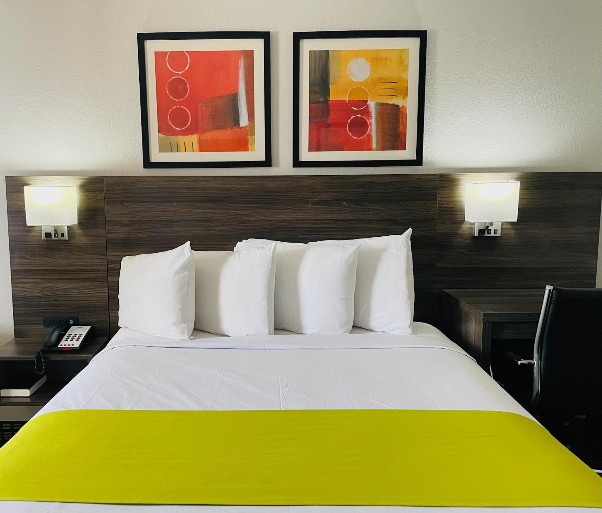 Days Inn By Wyndham Irving Grapevine Dfw Airport North Exteriér fotografie